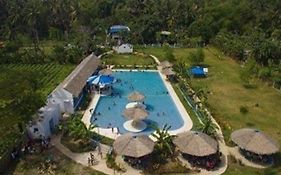 Sweetwater Resort