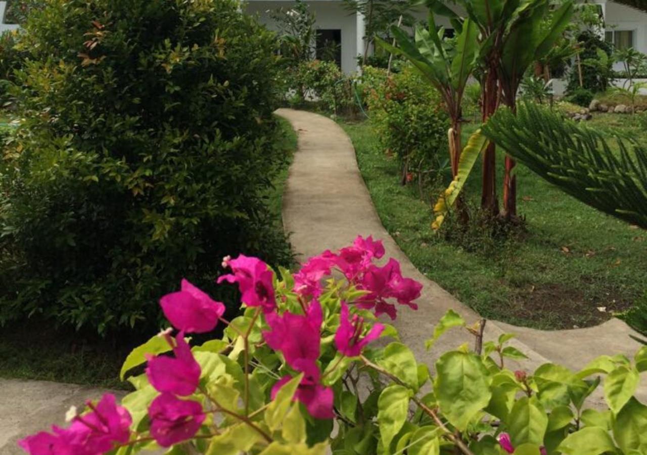Sweetwater Resort Zamboanguita  Экстерьер фото